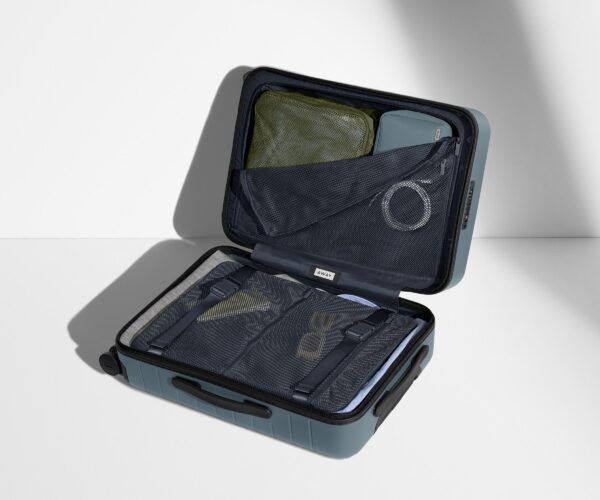5d859fc5-b280-4a42-8bfc-f0f13eb51ef6.jpg The Bigger Carry-On in Coast Blue