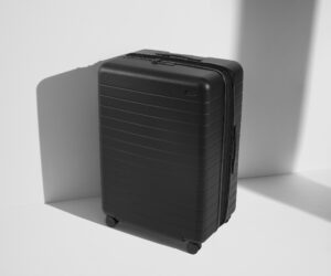 The Large Flex in Jet Black