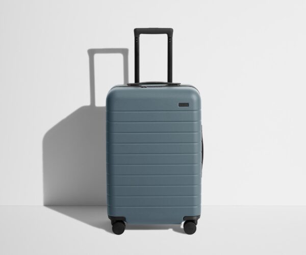 f80eaf7e-d098-4d20-be0d-4752ee0071f0.jpg The Bigger Carry-On in Coast Blue